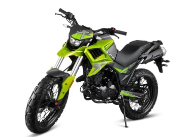 Jazda z pasażerem na motocyklu – o tym musisz pamiętać!