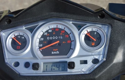 barton-start-na-moto1