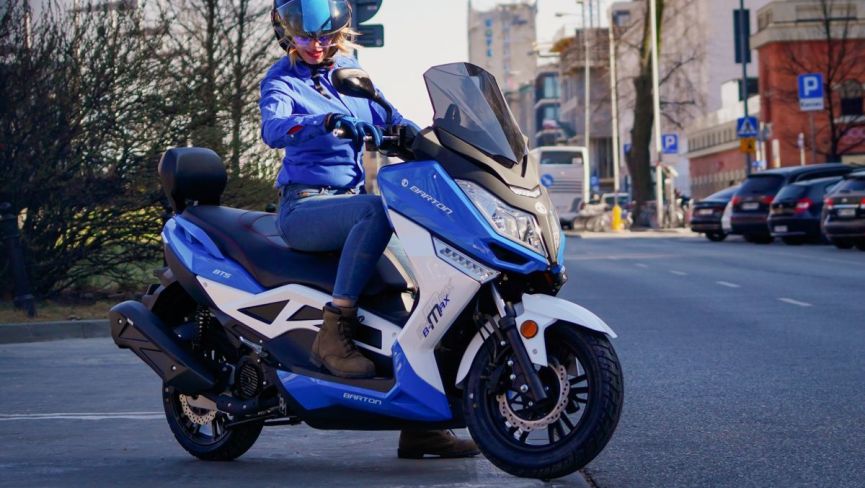The new B-Max 125 scooter costs only PLN 7,499